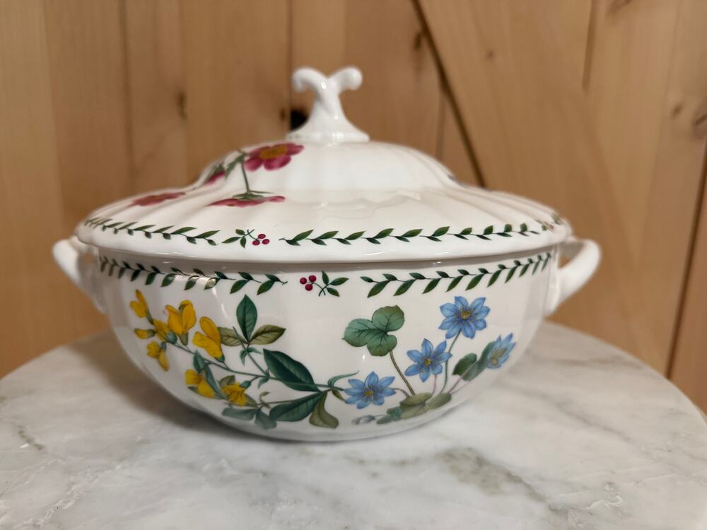 Vintage Mikasa Maxima Summer Symphony Lidded Casserole Server 2.5 Qt